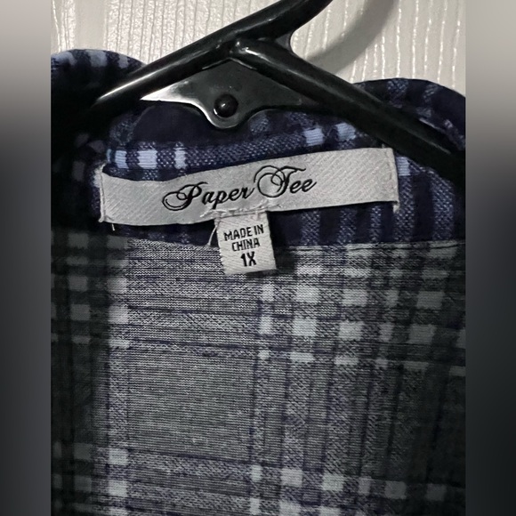 Paper tee blue plaid long sleeve button up - Picture 2 of 4